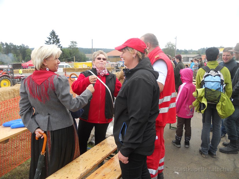 2013_09_01 Traktorrennen Frühschoppen (12)